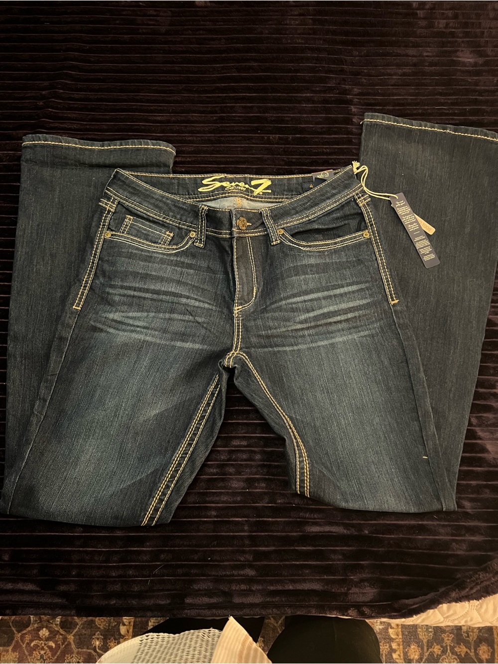 Seven7 Women's Dark Blue Stretch Jeans